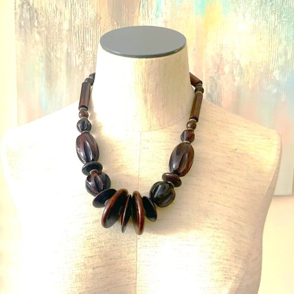 Vintage wooden bead necklace - Picture 1 of 4